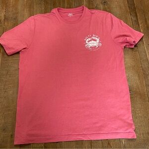 IZOD Salty Red’s Relaxed Classic Crab Shack Dark Pink T-Shirt XL